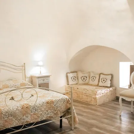 Masseria Trulli Pietra Antica Guest house