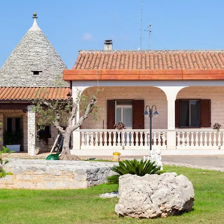 Masseria Trulli Pietra Antica Guest house Noci