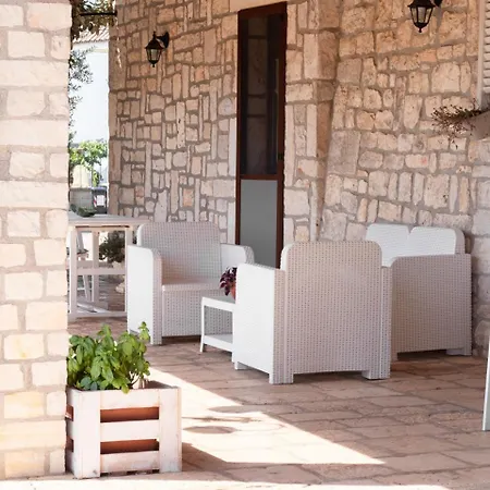 Masseria Trulli Pietra Antica